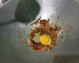 Foto langkah ke 2 dari resep Nasi goreng spesial.