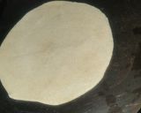 A picture of step 2 of Roti.