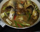 Hình bước làm 2 của món Cá kho nước dừa 🦈🌻🦈🌶