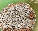 Foto del paso 4 de la receta: Snack integral de pipas