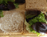 Foto del paso 4 de la receta: Sándwich de atún y pasta de aguacate con lima