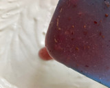 Foto del paso 11 de la receta: Mousse de frutos rojos, glaseado espejo y helado de nuez