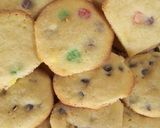 Foto del paso 6 de la receta: 🍪Cookies con rocklets y cookies con chips de chocolates🍪
