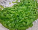 Foto langkah ke 1 dari resep Tumis Pare anti pahit.