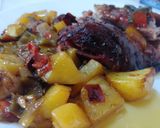 Foto del paso 4 de la receta: Codillo al horno con patato asado y verduras. Delicious
