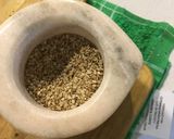 Foto del paso 2 de la receta: Salmón con costra de semillas