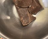 Foto del paso 1 de la receta: Bombones de chocolate rellenos de mazapán