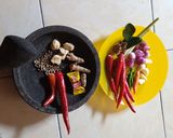 Foto langkah ke 1 dari resep Ayam Betutu Khas Bali.