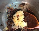 A picture of step 2 of Chicken Pilau.