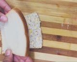 A picture of step 4 of Cheese corn sandwich.