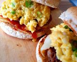 Foto langkah ke 5 dari resep Beef & Egg Burger.