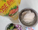 Foto langkah ke 1 dari resep Ayam suwir isian lemper.