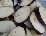 Foto langkah ke 1 dari resep Terong crispy pedas sambal tomat.