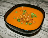 Foto del paso 4 de la receta: Crema de verduras asadas con garbanzos crocantes