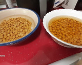 Foto del paso 1 de la receta: Garbanzos con langostinos y pulpo