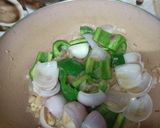 A picture of step 7 of Chilli Mushroom.