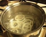 A picture of step 2 of Caesar Salad Udon.