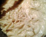 A picture of step 1 of cheesy linguine.