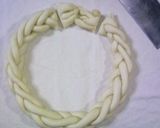 A picture of step 10 of Christmas Wreath Made From Bread.
