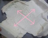 A picture of step 6 of Pure White Roll Cake.