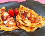 A picture of step 5 of Strawberry spring pancakes.