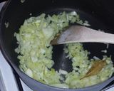 A picture of step 2 of Vegetable Soup.
