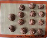 A picture of step 6 of Chocolate Walnut Cookies.