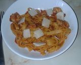A picture of step 7 of Pastas with spicy shrimps and tomato sauce.