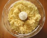 A picture of step 2 of Small White Chocolate Mont Blanc.