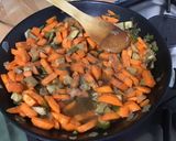 Une image de l'étape 13 de Légumes mijotés soja rhubarbe.