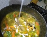 Foto langkah ke 4 dari resep Kari Ayam Sayur.