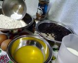 A picture of step 2 of coffee muffins.