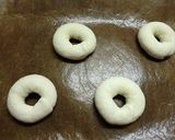 A picture of step 8 of Basic Plain Bagels.