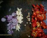 Foto langkah ke 2 dari resep Tumis Bunga Pepaya.