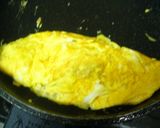 A picture of step 5 of Omelette with Ground Meat And Onions.