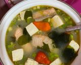 Foto langkah ke 2 dari resep Salmonn Miso Soupp~.