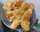 Foto langkah ke 7 dari resep Bakso goreng udang ayam.