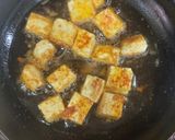A picture of step 1 of Paneer green peas masala curry.