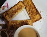 A picture of step 6 of 10 min garlic bread.