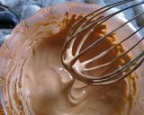 Foto langkah ke 1 dari resep Dalgona Coffee no mixer (Hasil Berjambul).