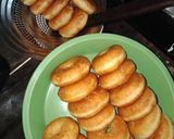 Foto langkah ke 6 dari resep Donat White Ring tepung 250gram no kentang.