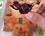 Foto langkah ke 5 dari resep Piscok Lumer Krispi diluar, Meleleh didalam.