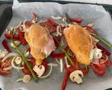 Foto del paso 4 de la receta: Pechuga de pollo rellena con verduras