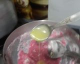 A picture of step 4 of Strawberry Apples.