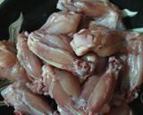 A picture of step 1 of Chicken wings pakore.