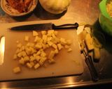 Foto del paso 3 de la receta: Ensalada con patas y sin pollo