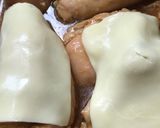 Foto del paso 4 de la receta: Contramuslos rellenos con mozzarella y pesto