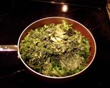 A picture of step 2 of Potato pie stuffed with chicken, goat cheese and kale.