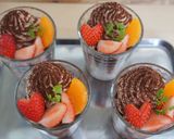 A picture of step 10 of Strawberry Chocolate Verrine.