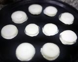 A picture of step 1 of Onion Pizza for Onion Lovers.